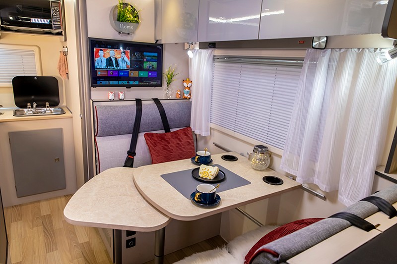 長城炮房車陪您過大年 長城炮房車陪您過大年