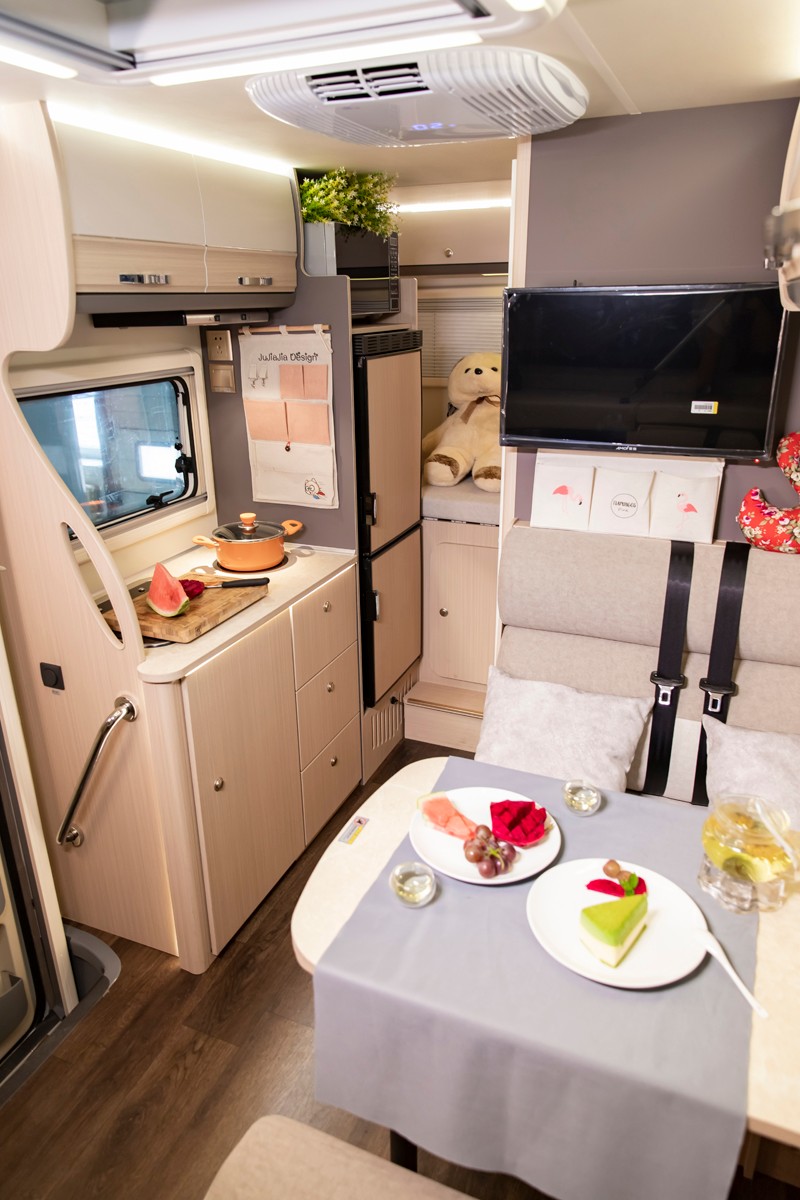 這款房車(chē)，勁大省油還是四驅(qū)房車(chē)