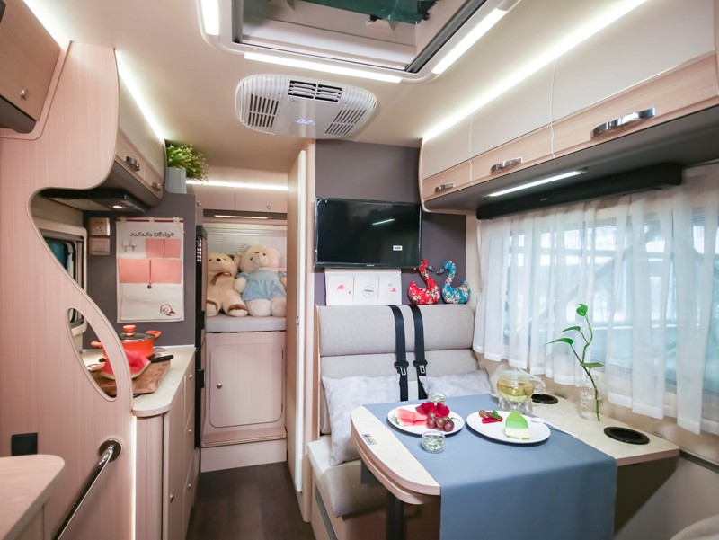 多款四驅(qū)房車,你看中哪個? 多款四驅(qū)房車,你看中哪個?