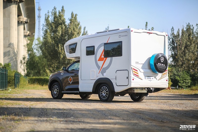 打響第二炮！搶先實拍體驗覽眾自由炮-B皮卡四驅房車