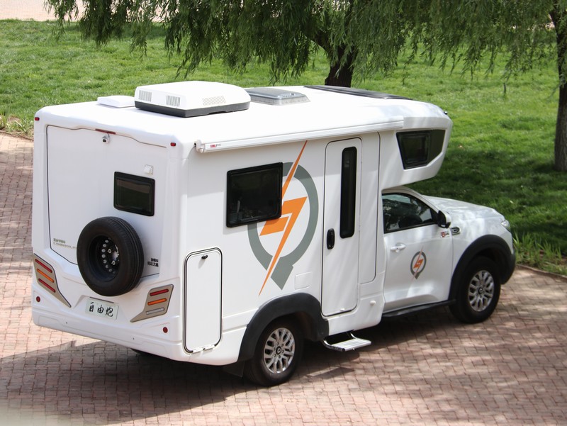 選購四驅(qū)越野房車時(shí)應(yīng)該注意什么？