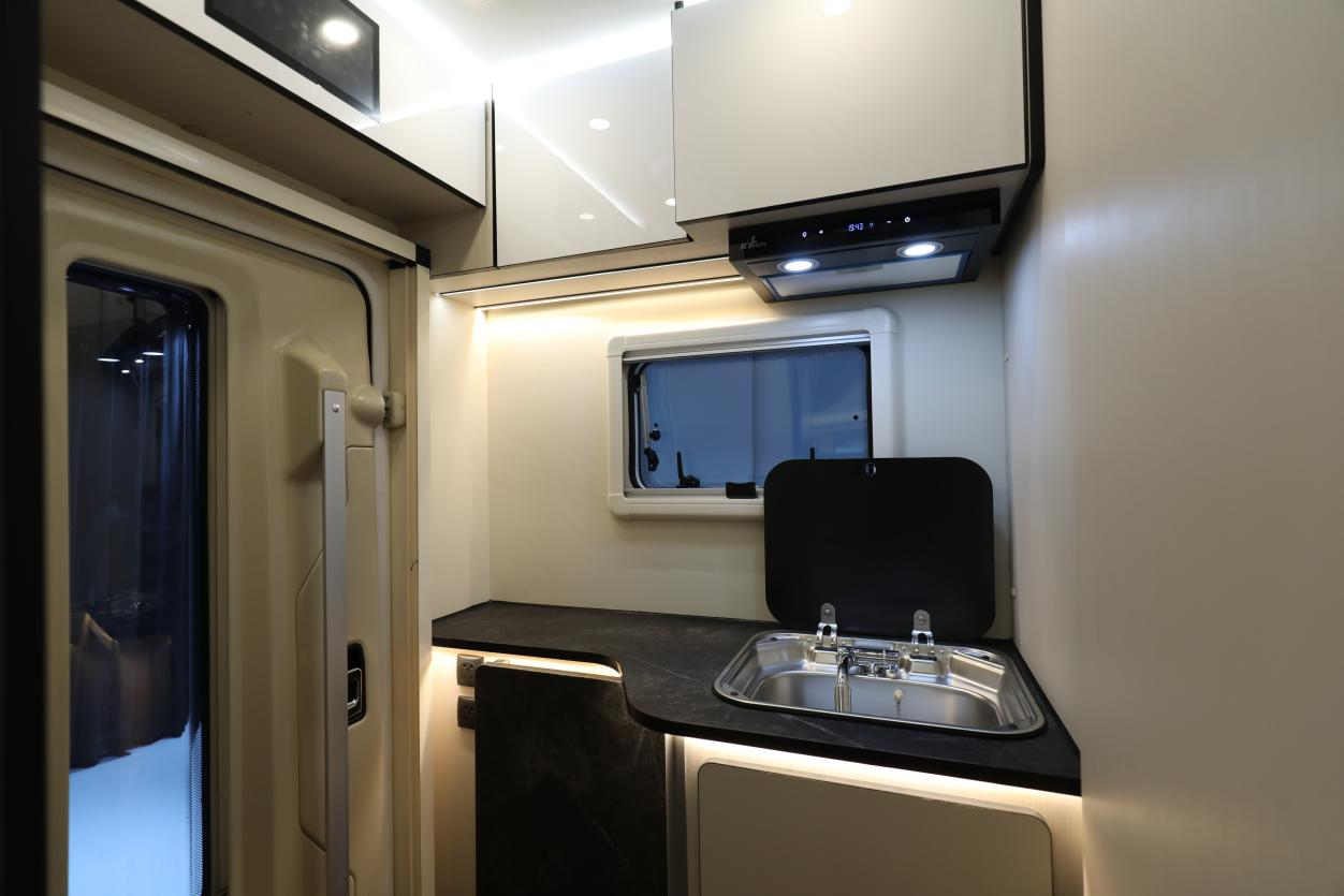 售價(jià)公布l自由炮C耀目上市！