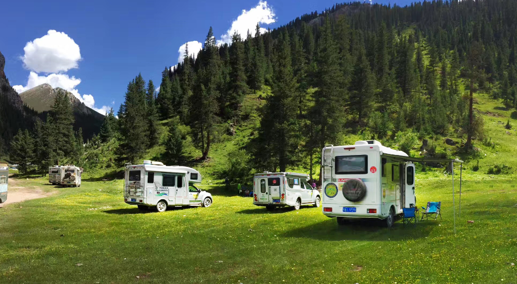 精致化露營“選手”，將吃住行融為一體，適合1~2人四季旅行