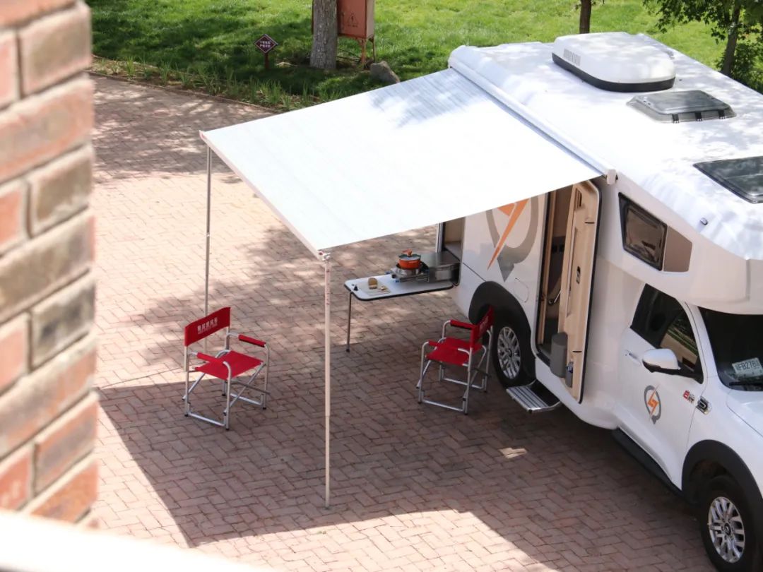 精致化露營“選手”，將吃住行融為一體，適合1~2人四季旅行